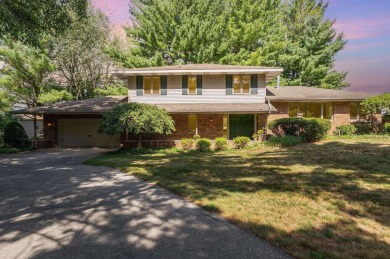 Lake Home For Sale in Sanford, Michigan