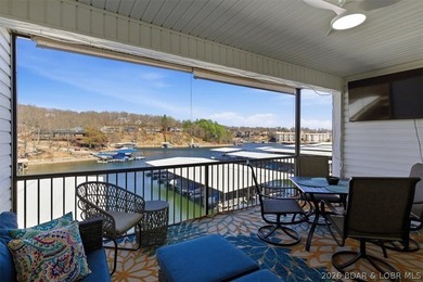 Enjoy the best of lake living in this beautifully renovated 3 - photo 5