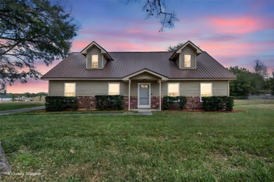 Little Lake Nellie Home For Sale in Clermont Florida