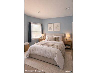 Well maintained one-bedroom end unit in a terrific location - photo 11