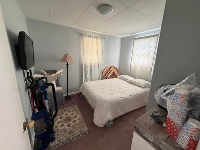 Disregard listing price. Property will be sold at auction - photo 13