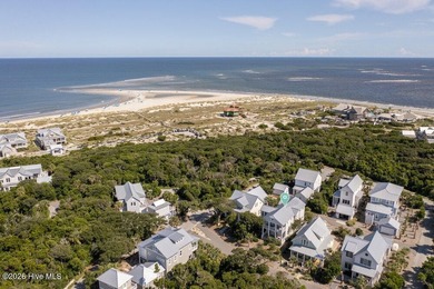 Welcome to 215 Writer's Way, where timeless coastal architecture - photo 7