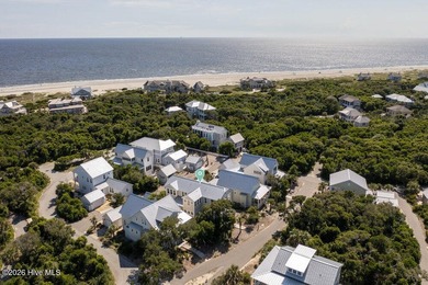 Welcome to 215 Writer's Way, where timeless coastal architecture - photo 8