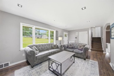 Welcome home to this beautiful four-sided brick residence - photo 6