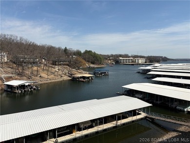 Enjoy all the perks of lakefront living, including easy water - photo 2
