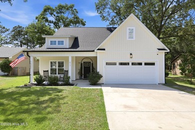 Discover the Oriental Plan, a thoughtfully designed builder's - photo 1