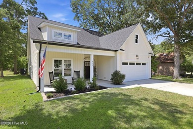 Discover the Oriental Plan, a thoughtfully designed builder's - photo 3