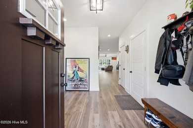 Discover the Oriental Plan, a thoughtfully designed builder's - photo 6