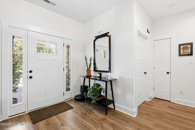 Discover the Oriental Plan, a thoughtfully designed builder's - photo 7