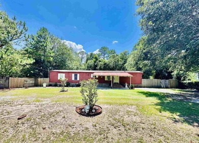 Welcome to 2501 Kingsport Avenue. This mobile home is - photo 1