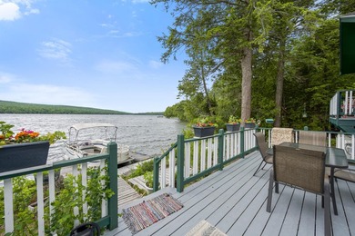 Beautifully maintained 3-bedroom, 2-bath waterfront home on - photo 11