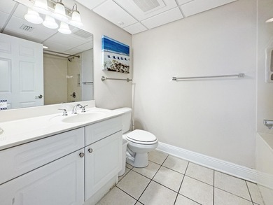 This spacious Gulf-front residence at Emerald Beach Resort - photo 12