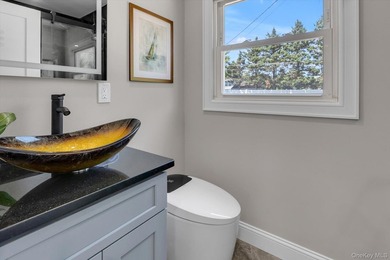Stony Brook side hall 3-bedroom 2.5 bath colonial with major - photo 15
