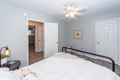 Welcome to Mepkin Place, where modern updates, low-maintenance - photo 16