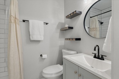 Welcome to Mepkin Place, where modern updates, low-maintenance - photo 17