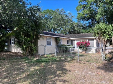 Discover the charm and potential of this spacious older home - photo 17