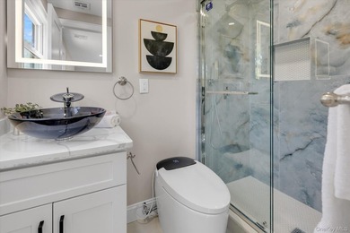 Stony Brook side hall 3-bedroom 2.5 bath colonial with major - photo 18