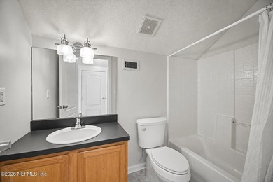 Welcome to Harbor Winds! This spacious and versatile home offers - photo 23