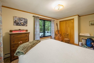 Beautifully maintained 3-bedroom, 2-bath waterfront home on - photo 27