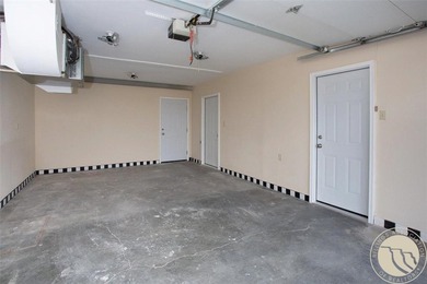 Excellent Price Improvement! This could be an ideal property - photo 31