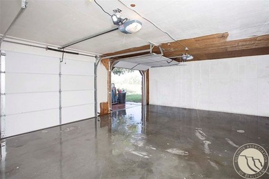 Excellent Price Improvement! This could be an ideal property - photo 43