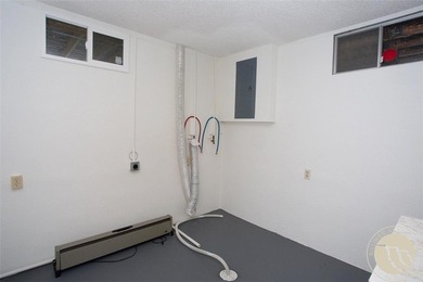 Excellent Price Improvement! This could be an ideal property - photo 44