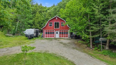 Beautifully maintained 3-bedroom, 2-bath waterfront home on - photo 45