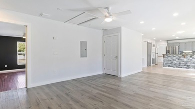**Open House Saturday July 25th 11:00 - 1:00** Welcome to this - photo 9