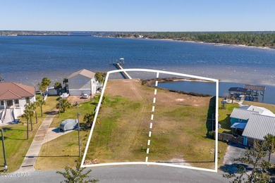 A rare stretch of North Bay shoreline sets the stage for - photo 4
