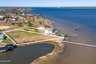 A rare stretch of North Bay shoreline sets the stage for - photo 9