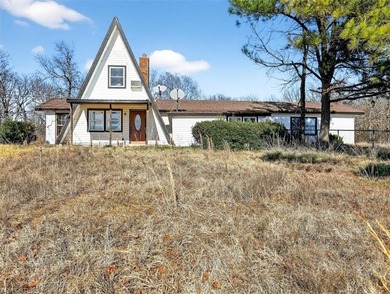 Sardis Lake Home For Sale in Tuskahoma Oklahoma