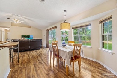 Welcome to this beautiful 3-bedroom 2-bath residence nestled in - photo 8