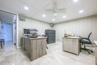Welcome to an extraordinary lakefront estate on the shores of - photo 42