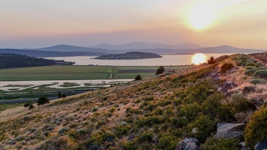 Upper Klamath Lake Acreage For Sale in Klamath Falls Oregon