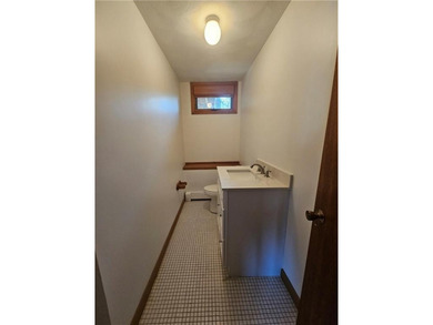 Fabulous opportunity to own this 3-bedroom, 1.5-bath split-level - photo 23