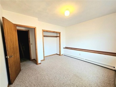 Fabulous opportunity to own this 3-bedroom, 1.5-bath split-level - photo 25