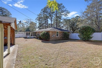 Located in the Paradise Park neighborhood, 807 Dyches Drive is a - photo 39