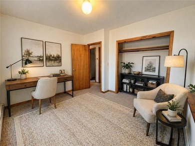 Fabulous opportunity to own this 3-bedroom, 1.5-bath split-level - photo 39