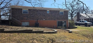 Great Location in the heart of Laurie with this 2 bedroom 2 bath - photo 3