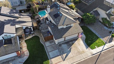 The best deal in Discovery Bay with a pool, owned solar, and a - photo 8