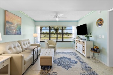 Lake Condo For Sale in Vero Beach, Florida