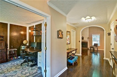 Make this charming Wyngate/Towne Lake home your own! Wonderful - photo 6