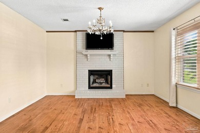 Looking for a home that's been well cared for without breaking - photo 6