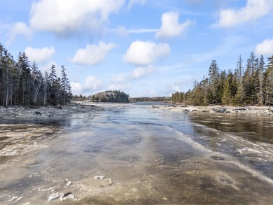 Tucked away in Saint George this 2.8 acre lot offers the - photo 34
