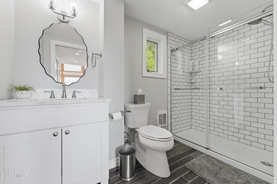 Fully renovated Bolton Landing home with a stunning view of Lake - photo 15