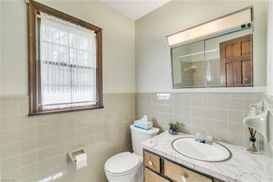 Welcome to this custom-built Stratford model home located in the - photo 31