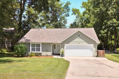 Lake Home For Sale in Tallahassee, Florida