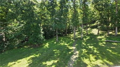 Lakefront Oasis! Discover this exceptional 5,200+ sq ft custom - photo 43