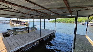 Lakefront Oasis! Discover this exceptional 5,200+ sq ft custom - photo 47