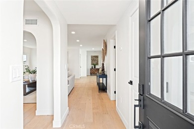 Situated on a quiet cul-de-sac in a sought-after Torrance - photo 2